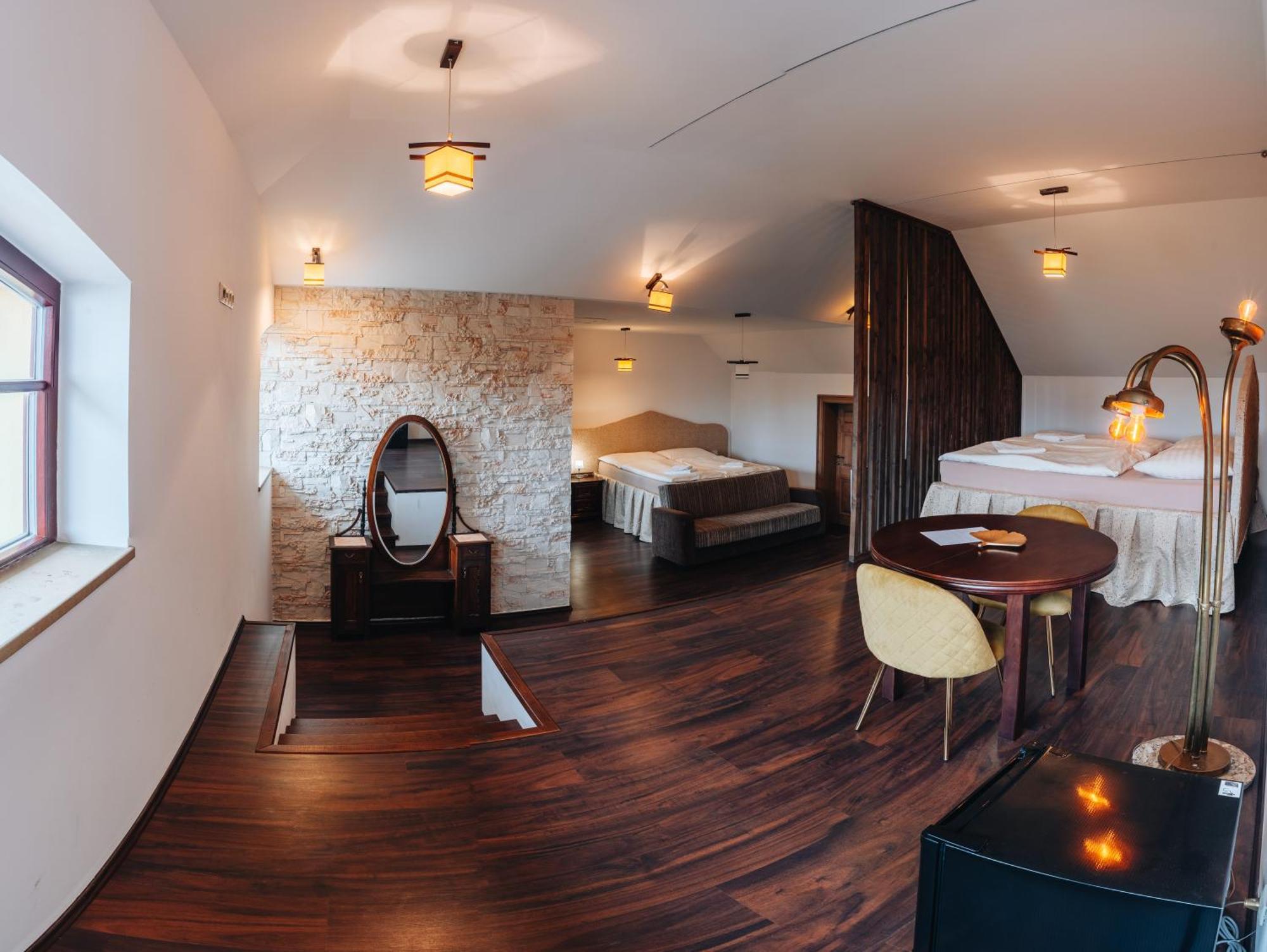 Hotel Kastely Grof Zichy Haniska Zewnętrze zdjęcie