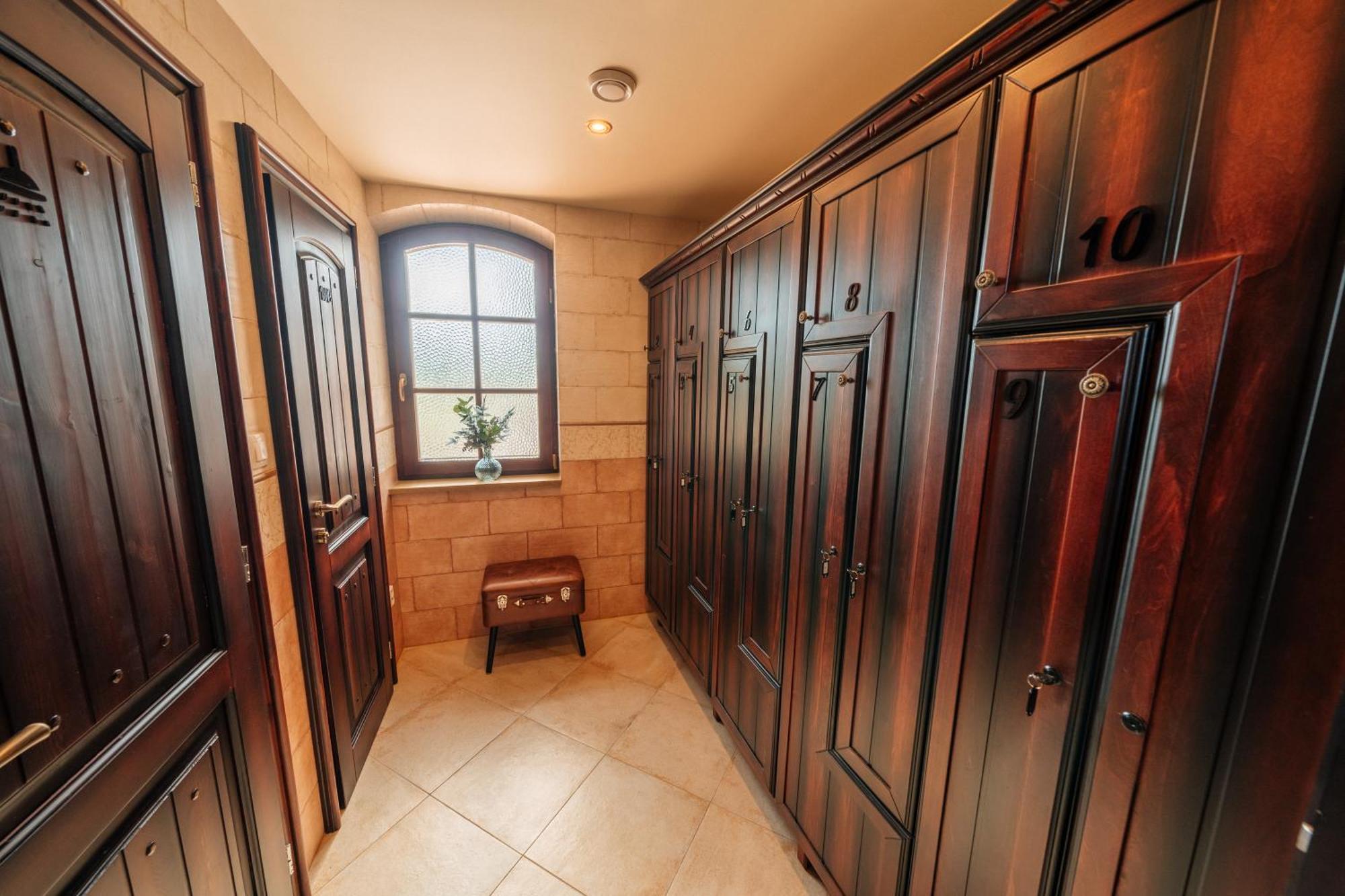 Hotel Kastely Grof Zichy Haniska Zewnętrze zdjęcie